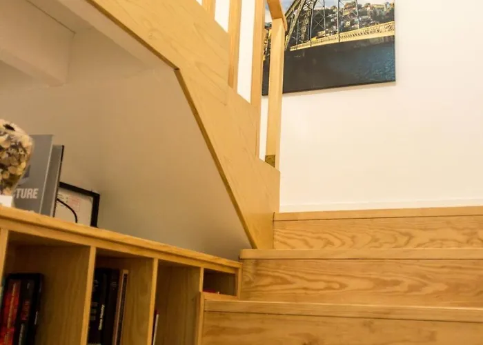 Guest H4u - Bonjardim Garden Center Apartmán *