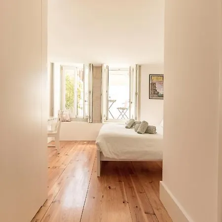 Guest H4u - Bonjardim Terrasse Center Apartment Porto
