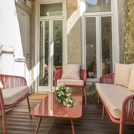 Guest H4u - Bonjardim Terrasse Center Apartment Porto