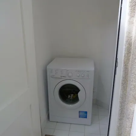 Guest H4u - Bonjardim Terrasse Center דירה