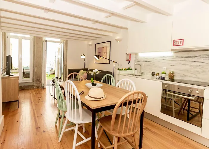 Guest H4u - Bonjardim Terrasse Center Apartment Porto