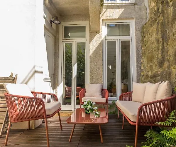 Guest H4u - Bonjardim Garden Center * Oporto