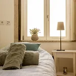 Daire Guest H4u - Bonjardim Garden Center Porto