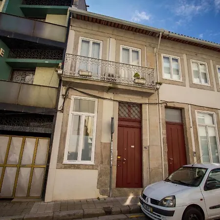 Guest H4u - Bonjardim Terrasse Center アパート *