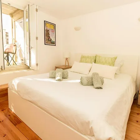 Guest H4u - Bonjardim Terrasse Center * ポルト