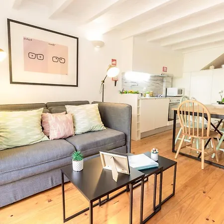 Guest H4u - Bonjardim Terrasse Center アパート