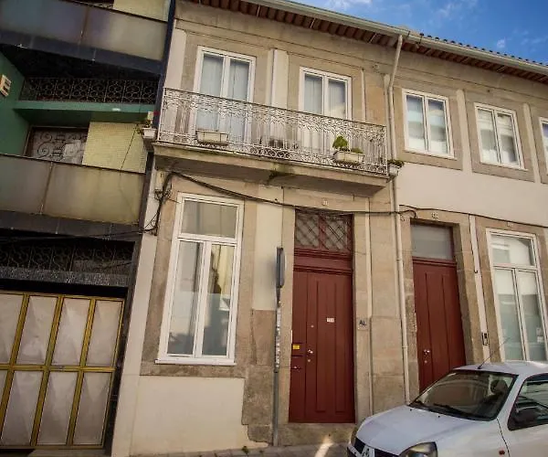 Guest H4u - Bonjardim Terrasse Center Daire *