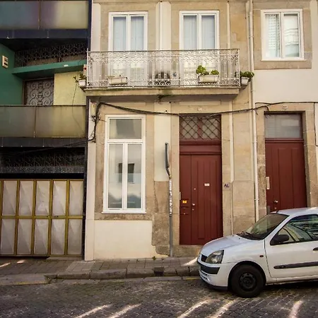 Guest H4u - Bonjardim Terrasse Center Porto