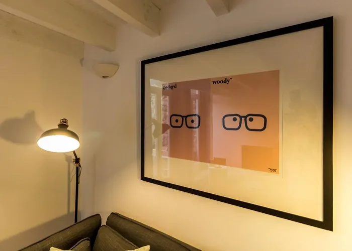 Guest H4u - Bonjardim Garden Center * Porto